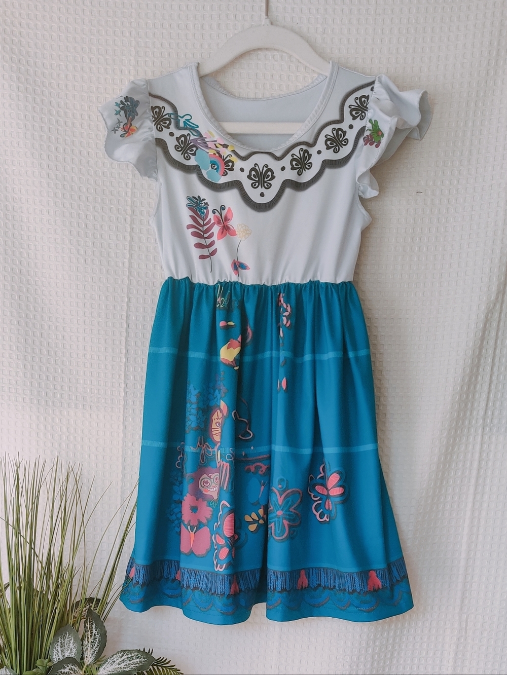 Girls'White& Blue Butterfly & Floral Nightgown